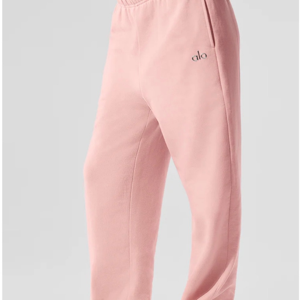 ALO Yoga Pink Quartz Accolade Joggers NWT